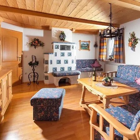 Haus Steinlehen Fuchs Farm stay *